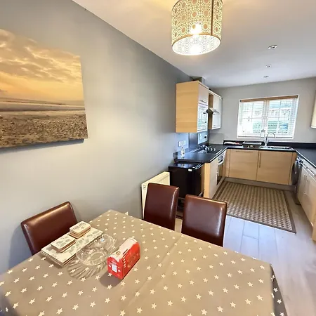 Seakisses - Part Of The The Bay Filey Village With Pool, Gym And Direct Access, Pub, Restaurant, Tennis And Meadows Walks Tatil Evi *