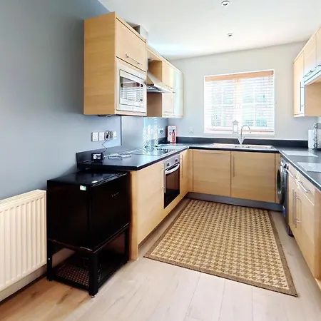 Seakisses - Part Of The The Bay Village With Pool, Gym And Direct Access, Pub, Restaurant, Tennis And Meadows Walks *