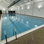 Ferienhaus Seakisses - Part Of The The Bay Village With Pool, Gym And Direct Access, Pub, Restaurant, Tennis And Meadows Walks Filey