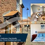 Seakisses - Part Of The The Bay Village With Pool, Gym And Direct Access, Pub, Restaurant, Tennis And Meadows Walks Hébergement de vacances
